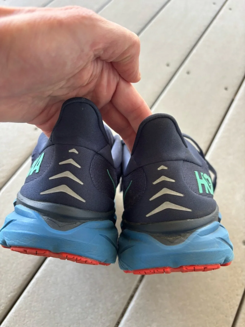 Hoka Clifton 8 Running Shoes in Navy with Teal Logo - Picture 7 of 10
